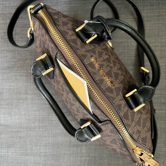 NWT MICHAEL KORS CORALINE MEDIUM MESSENGER SATCHEL - Picture 3 of 9